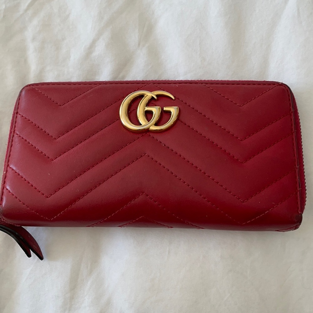 Gucci authentic full leather wallet